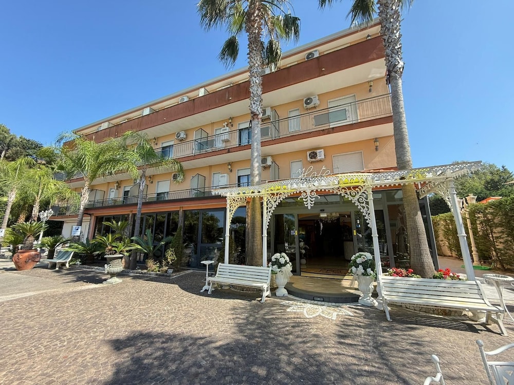 

Roma - Pozzuoli - Hotel Happy Days