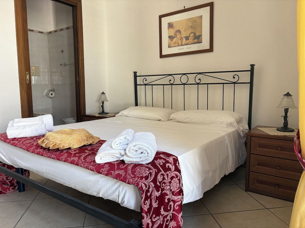 

Napoli - Cilento, Mare Italia - Hotel Savoia