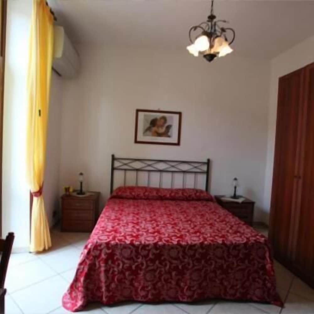 

Roma - Sapri - Hotel Savoia