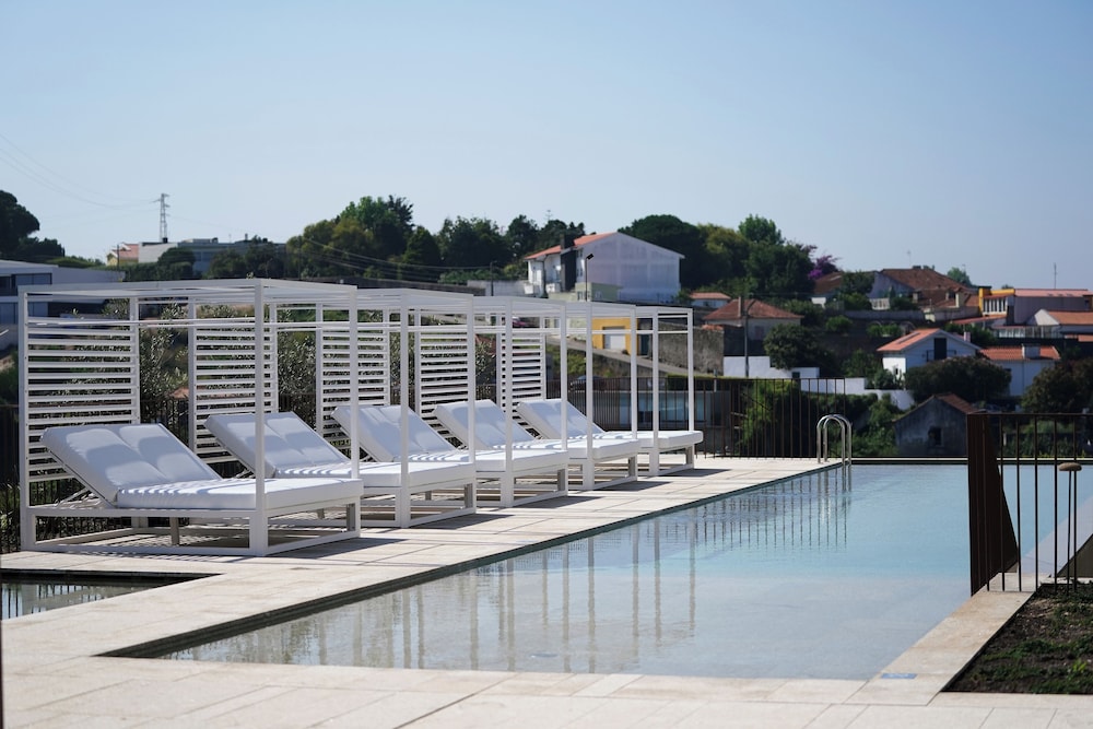 

Milano - Póvoa de Varzim - The Lince Santa Clara