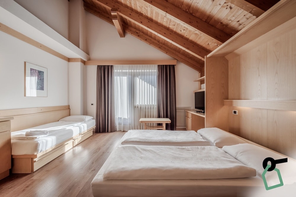 

Palermo - Ortisei - HOTIDAY Apartment Collection - Santa Cristina