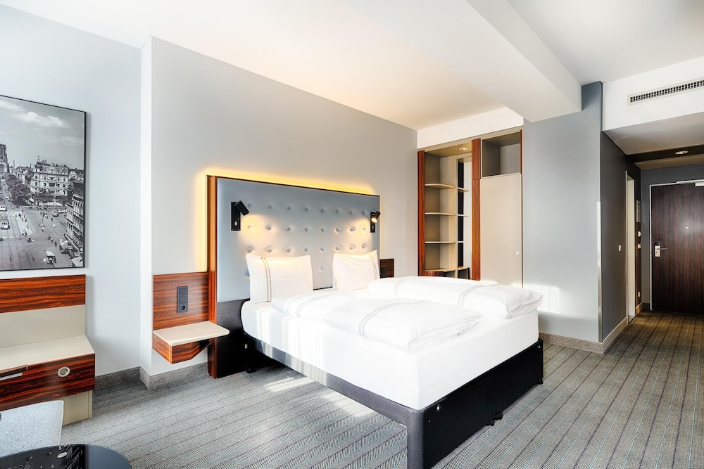 

Roma - Colonia - Premier Inn Köln City Mediapark
