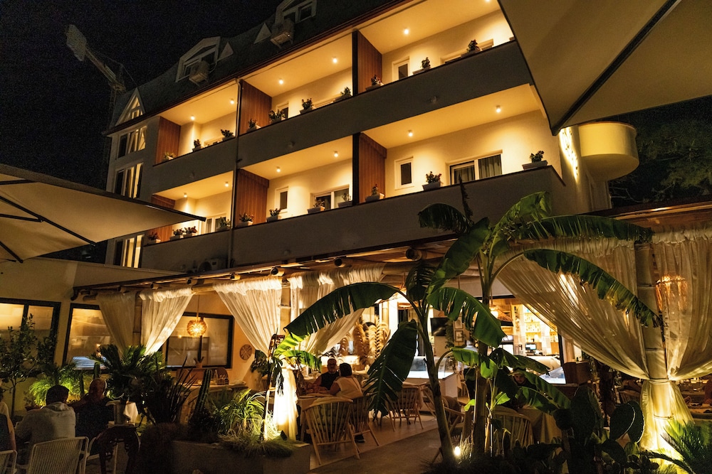 

Roma - Durrës - Vila Lasko Hotel
