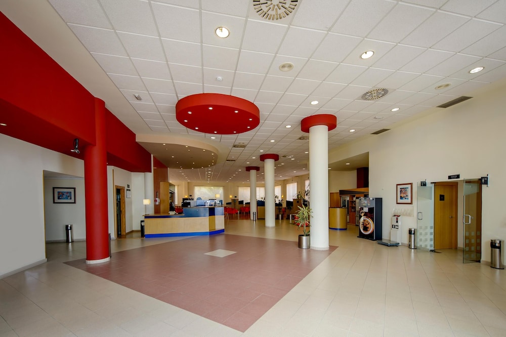 

Verona - Alicante - B&B HOTEL Alicante