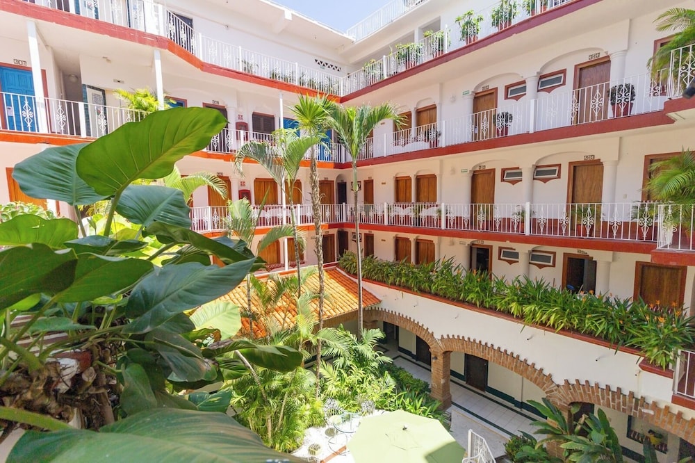 

Milano - Puerto Vallarta - Hotel Encino Malecón Centro Puerto Vallarta