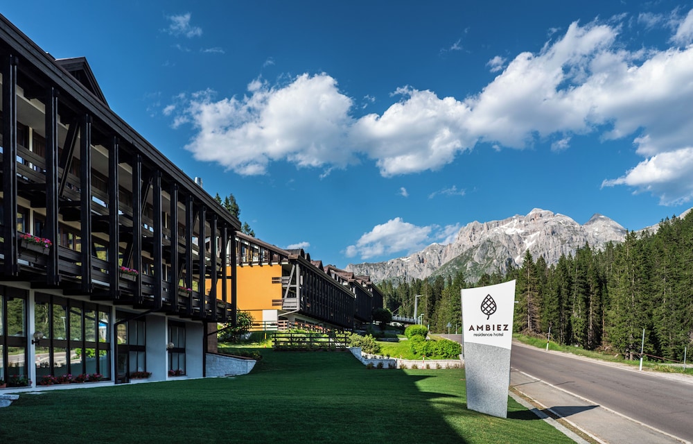

Napoli - Madonna di Campiglio - Ambiez Residencehotel
