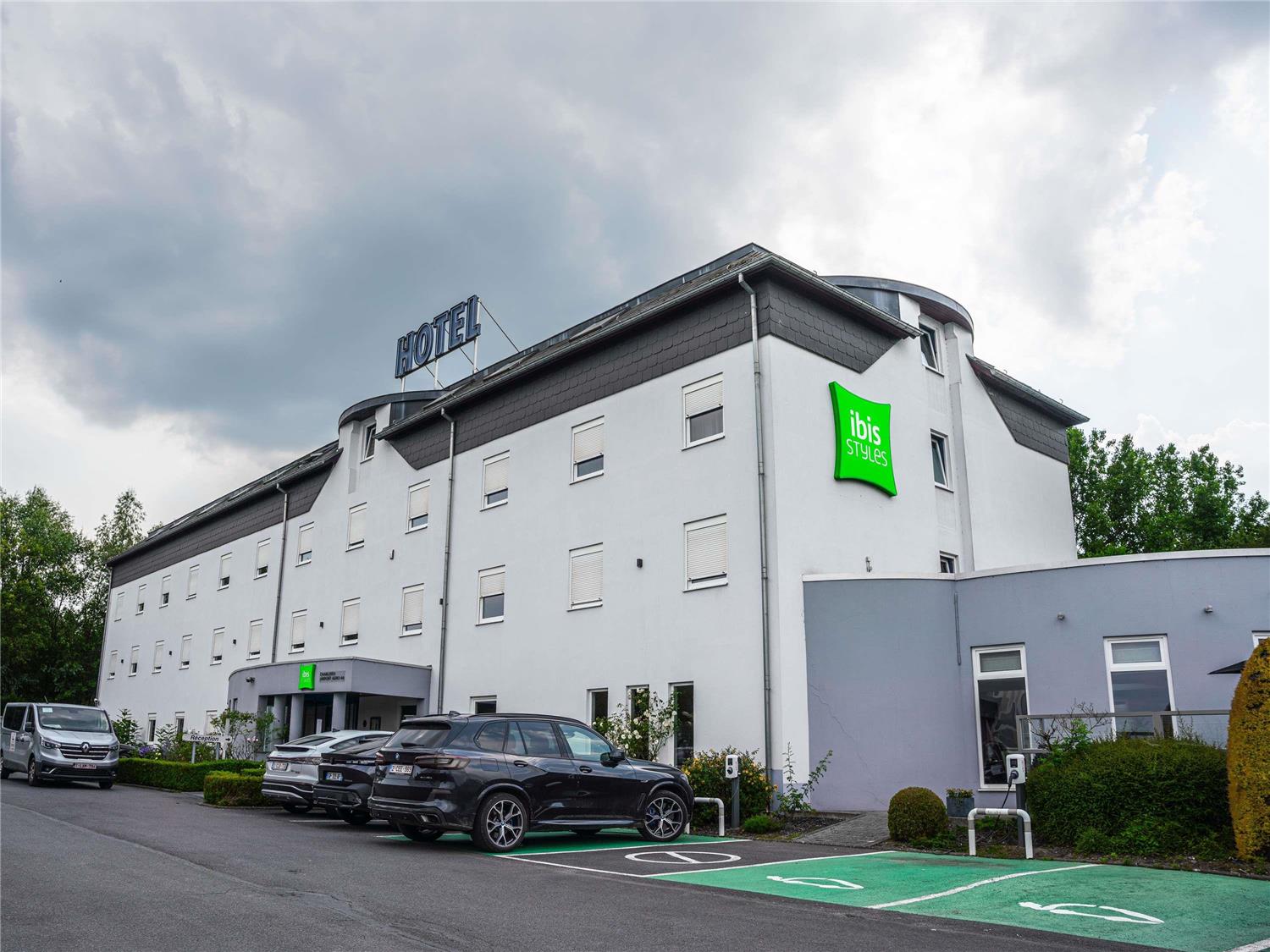 

Torino - Charleroi - Ibis Styles Charleroi Airport Aero 44