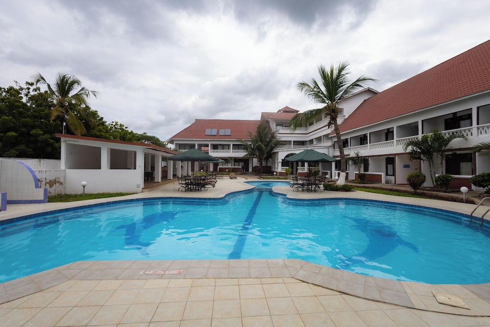 

Roma - Ukunda - The Safiya Hotel