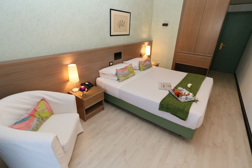 Monticelli Terme - Hotel Forum