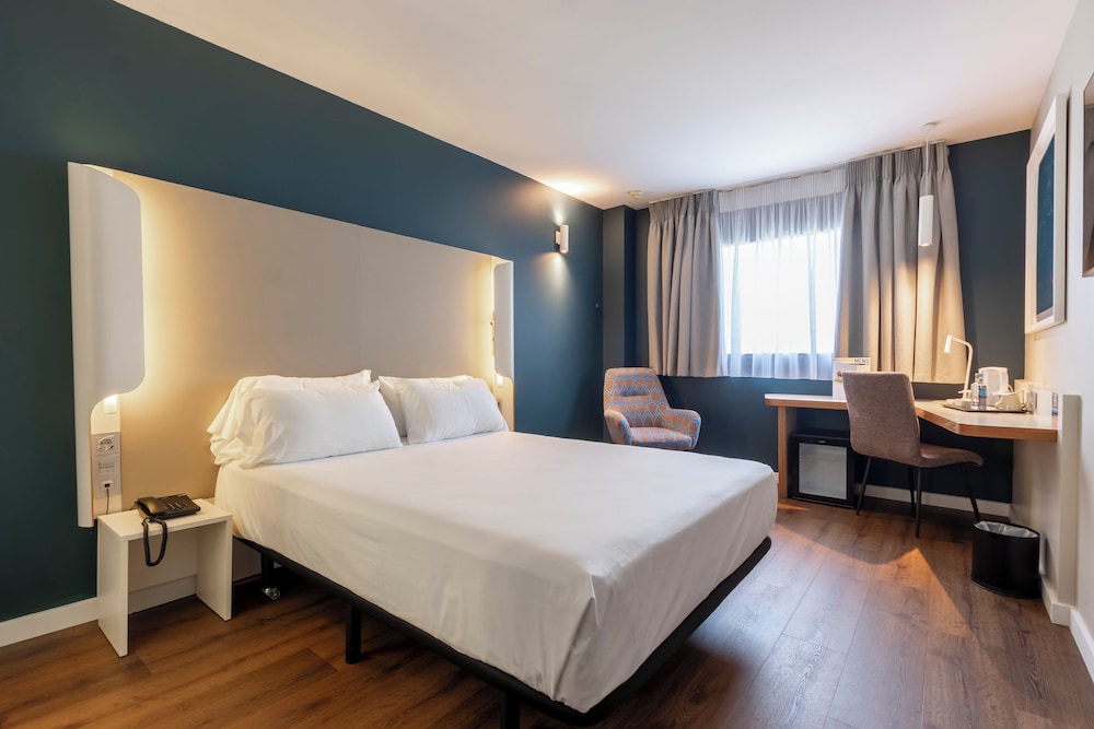 

Venezia - Malaga - Travelodge Malaga Airport