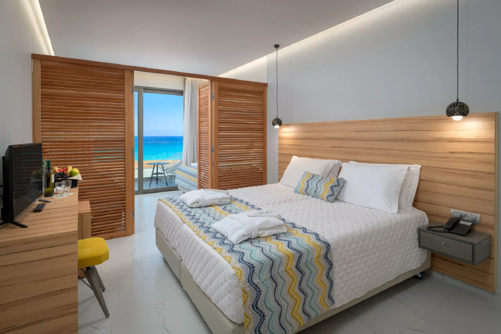 Superior family room sea view 