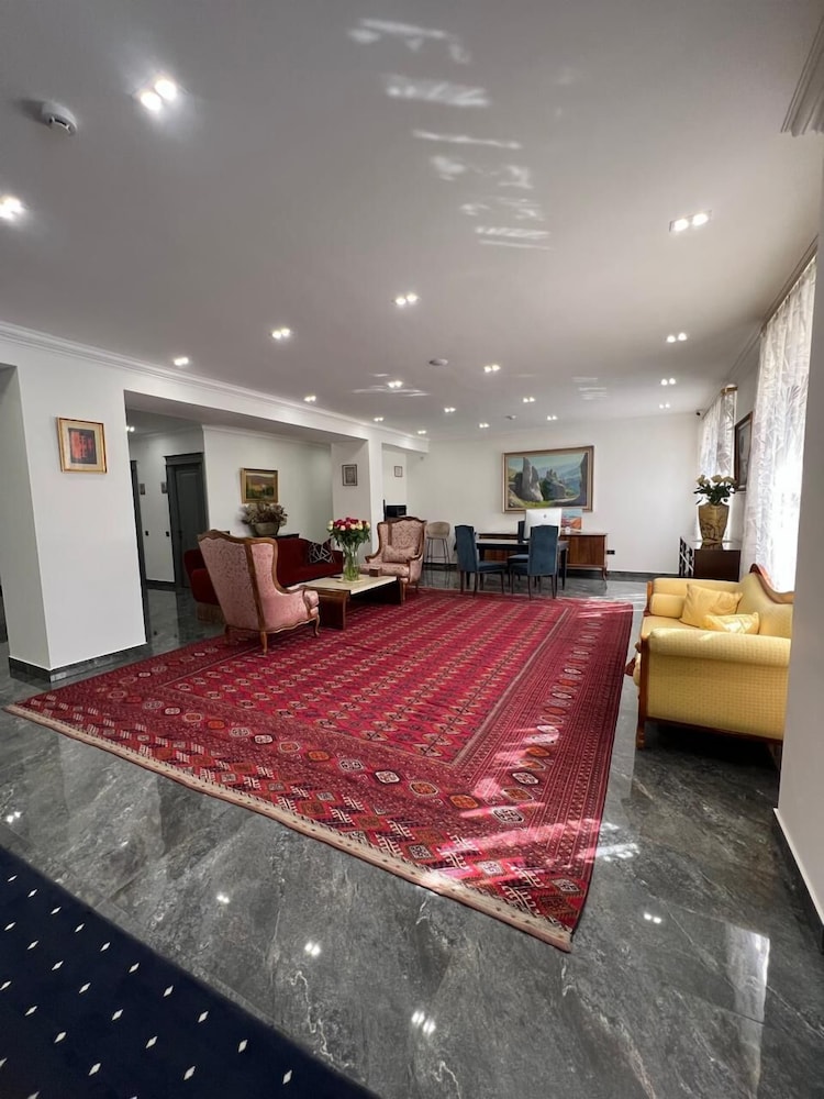 Plaza Viktoria Hotel Yerevan