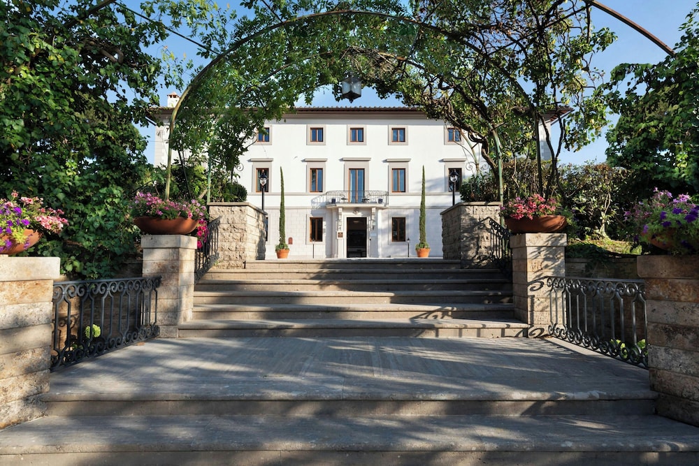 

Torino - Siena - Villa Ermellina Siena, a Tribute Portfolio Hotel