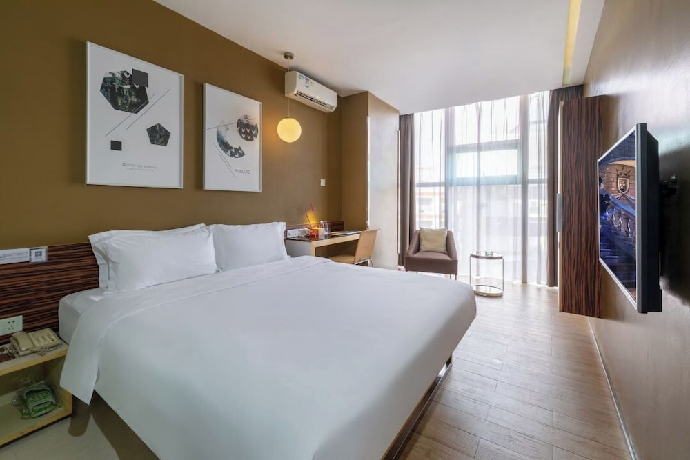 

Milano - Shenzhen - Shenzhen Dongmen Colour Hotel