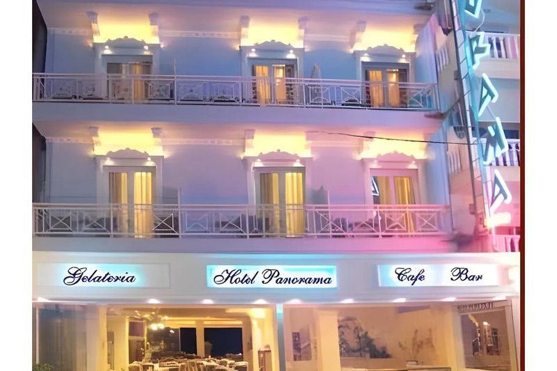 

Roma - Paralía - Panorama Hotel
