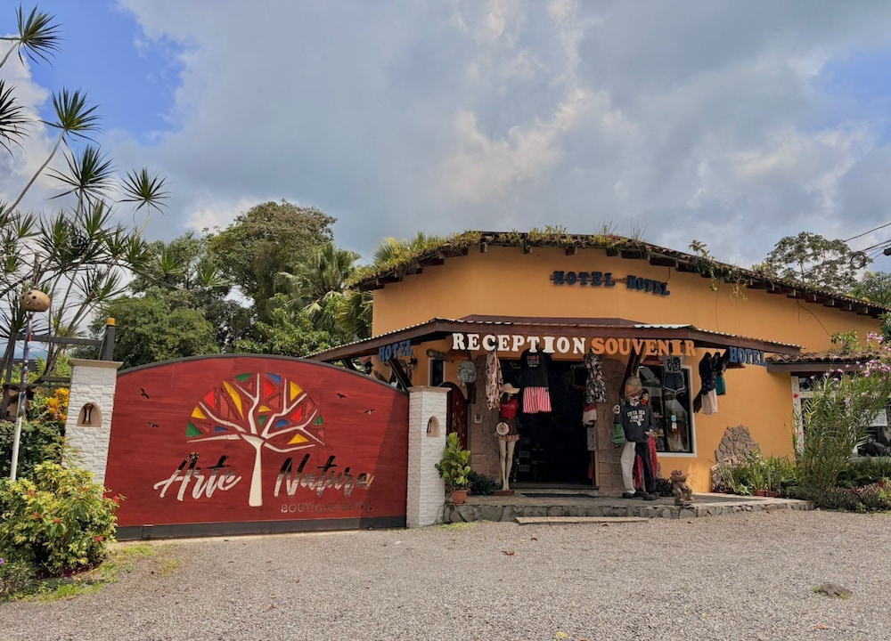 

Milano - La Fortuna - Hotel Arte Natura