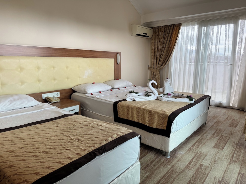 

Napoli - Alanya - Mitos App & Hotel