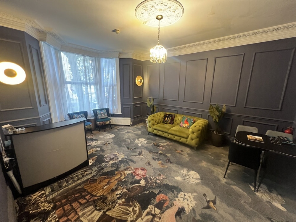 

Milano - Londra - Comfotel BLU