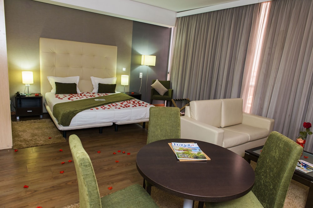 

Milano - Praia, Isola di Santiago - Hotel Santiago