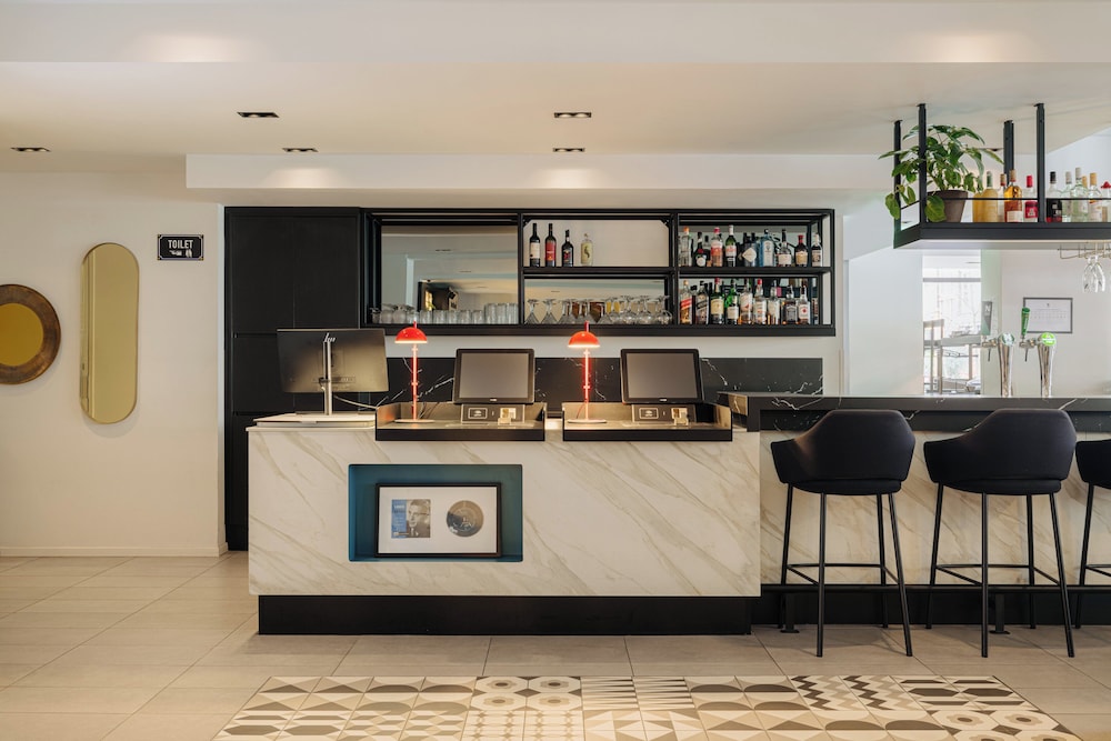 

Roma - Rotterdam - Leonardo Hotel Rotterdam Savoy