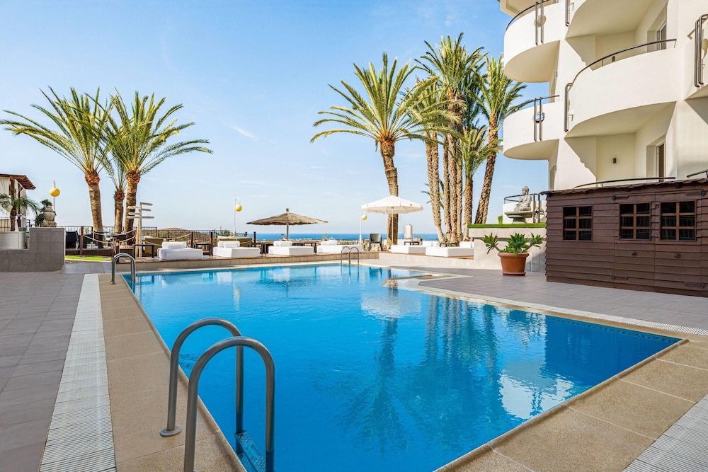 

Milano - Costa Calida, Spagna - Ramada Resort by Wyndham Puerto de Mazarron
