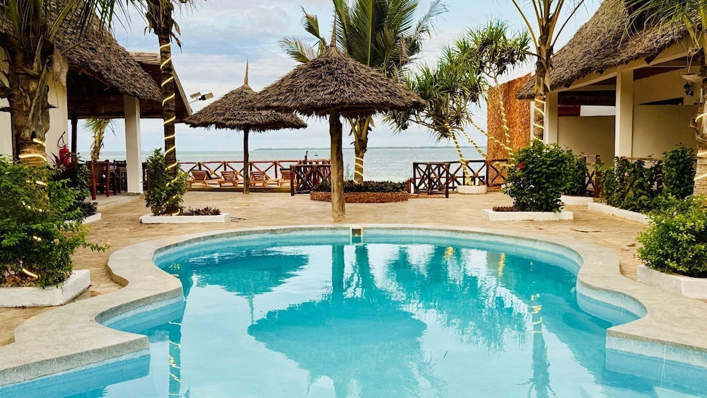 

Roma - Uroa - Moya Beach Hotel