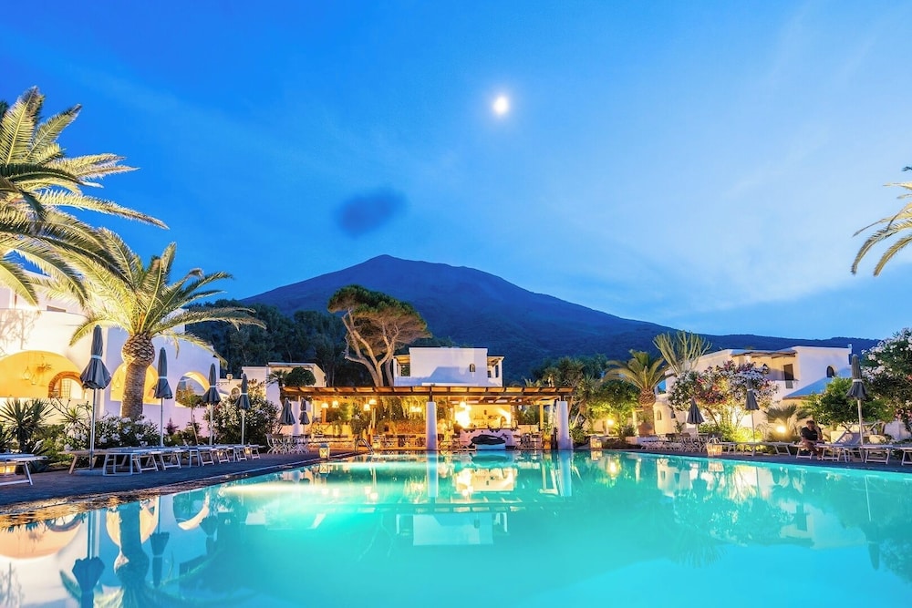 

Bologna - Stromboli, Isole Eolie - La Sciara Resort Hotel