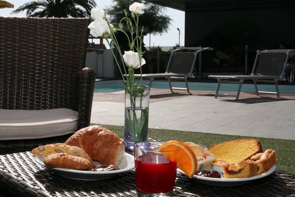 

Milano - Costa Abruzzo, Mare Italia - Hotel Felicioni