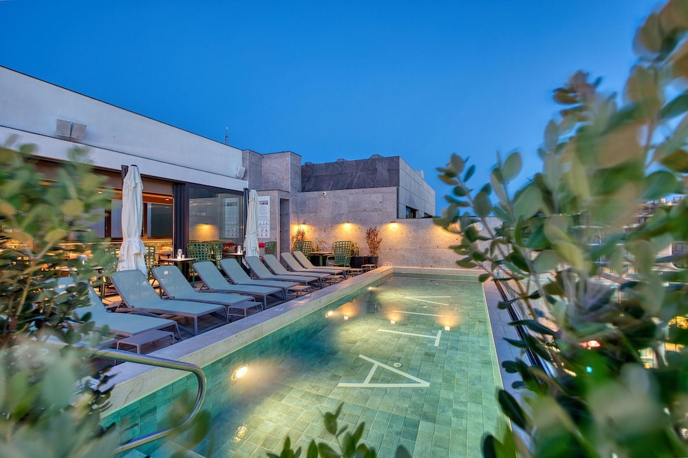 

Milano - La Valletta - VITA Hotel & Rooftop