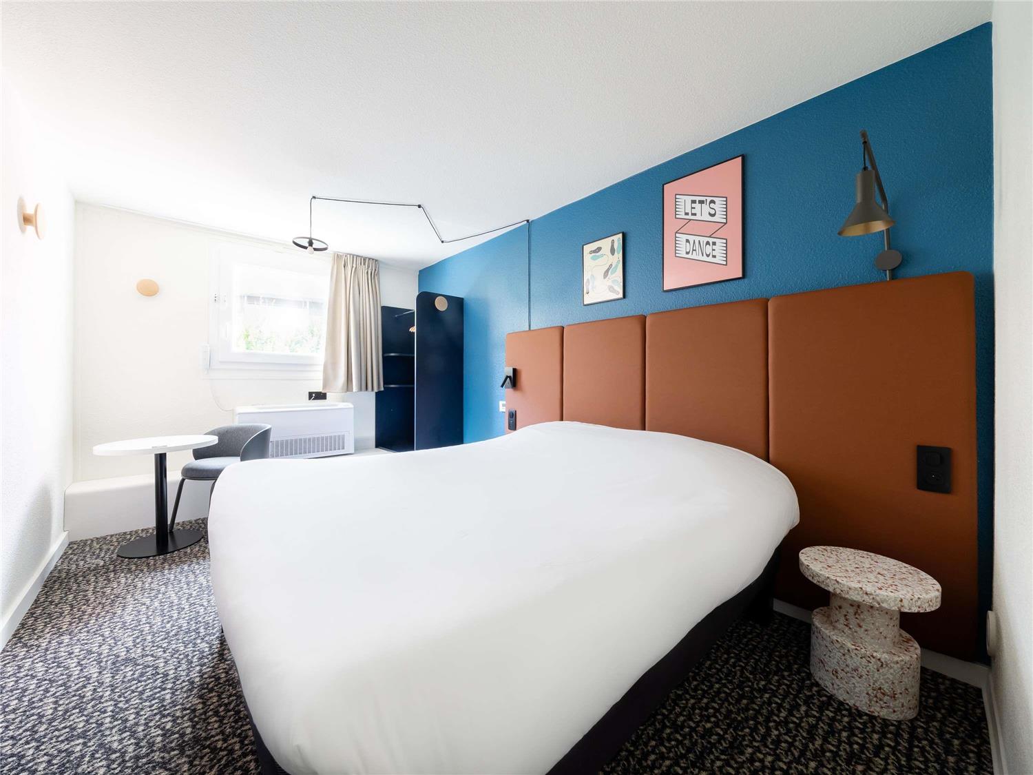 

Lamezia Terme - Parigi - ibis Paris Alesia Montparnasse