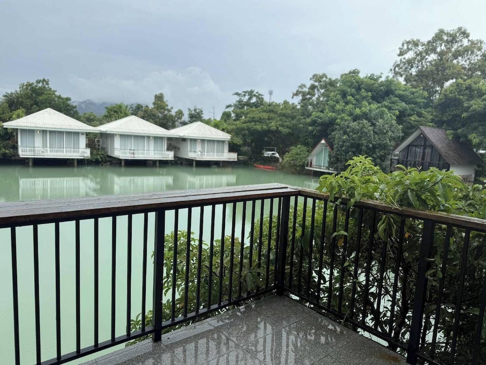 

Milano - Thalang - The wide view resort cafe