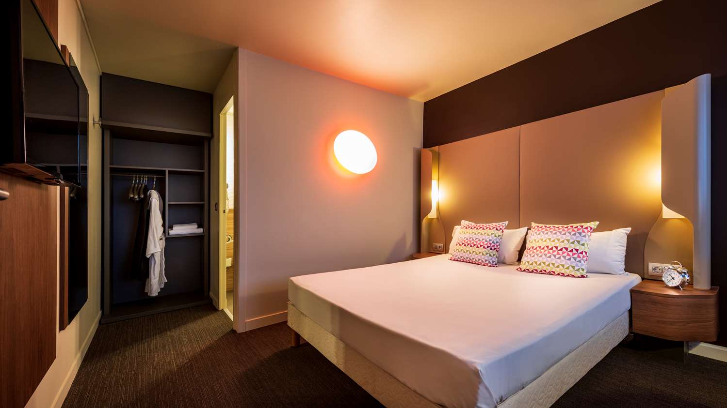 

Napoli - Eindhoven - Campanile Hotel & Restaurant Eindhoven