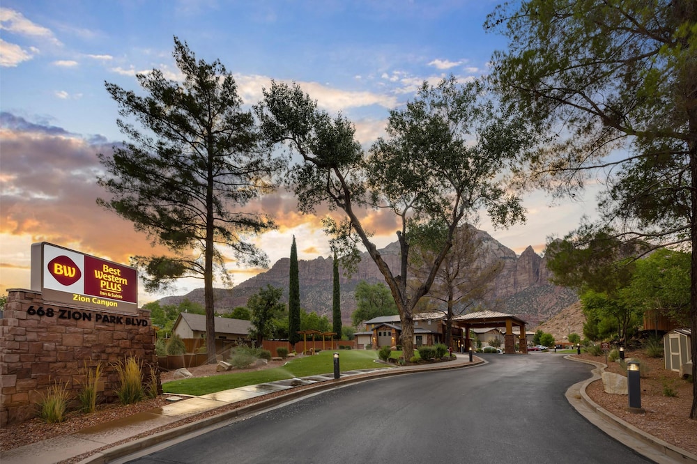 Springdale - Best Western Plus Zion Canyon Inn & Suites