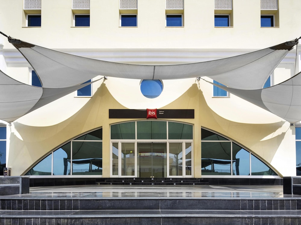 

Milano - Muscat - ibis Muscat