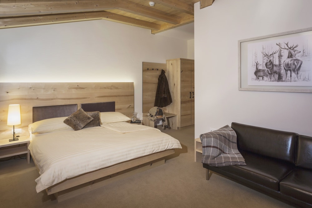 

Milano - Saint Moritz - Hotel Cervo