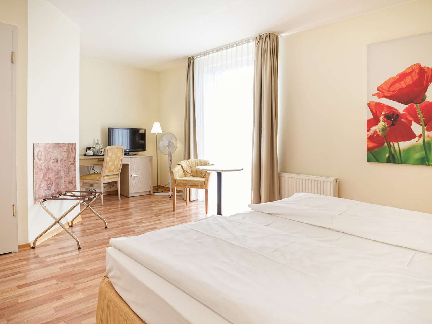 Standard twin room