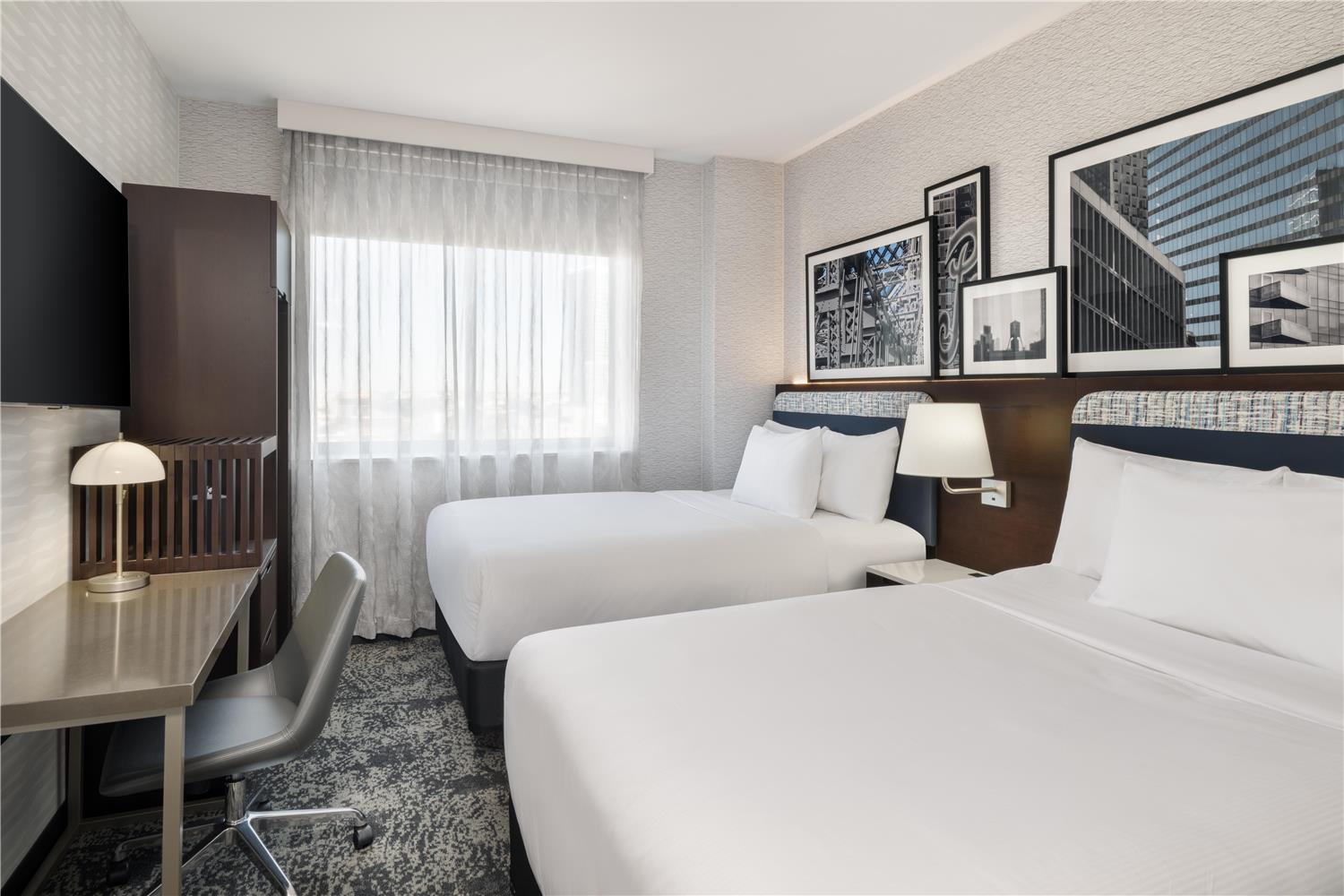 

Catania - New York City - DoubleTree by Hilton Long Island City, NY