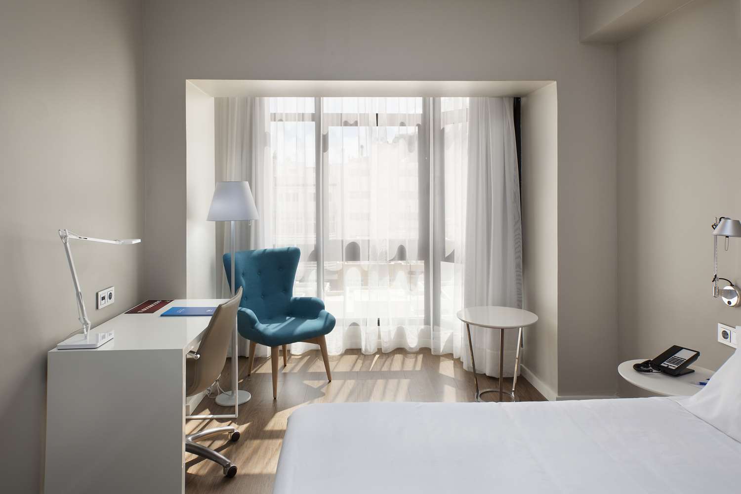 Standard room with city view