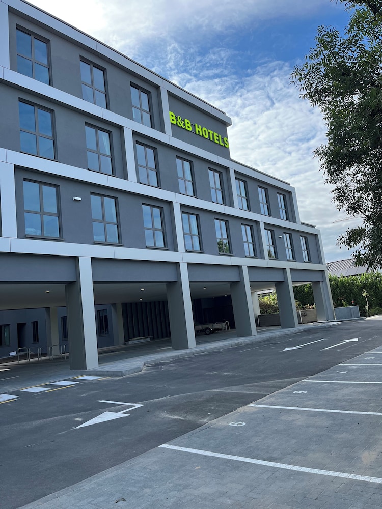 

Catania - Bruxelles - B&B HOTEL Brussels Airport