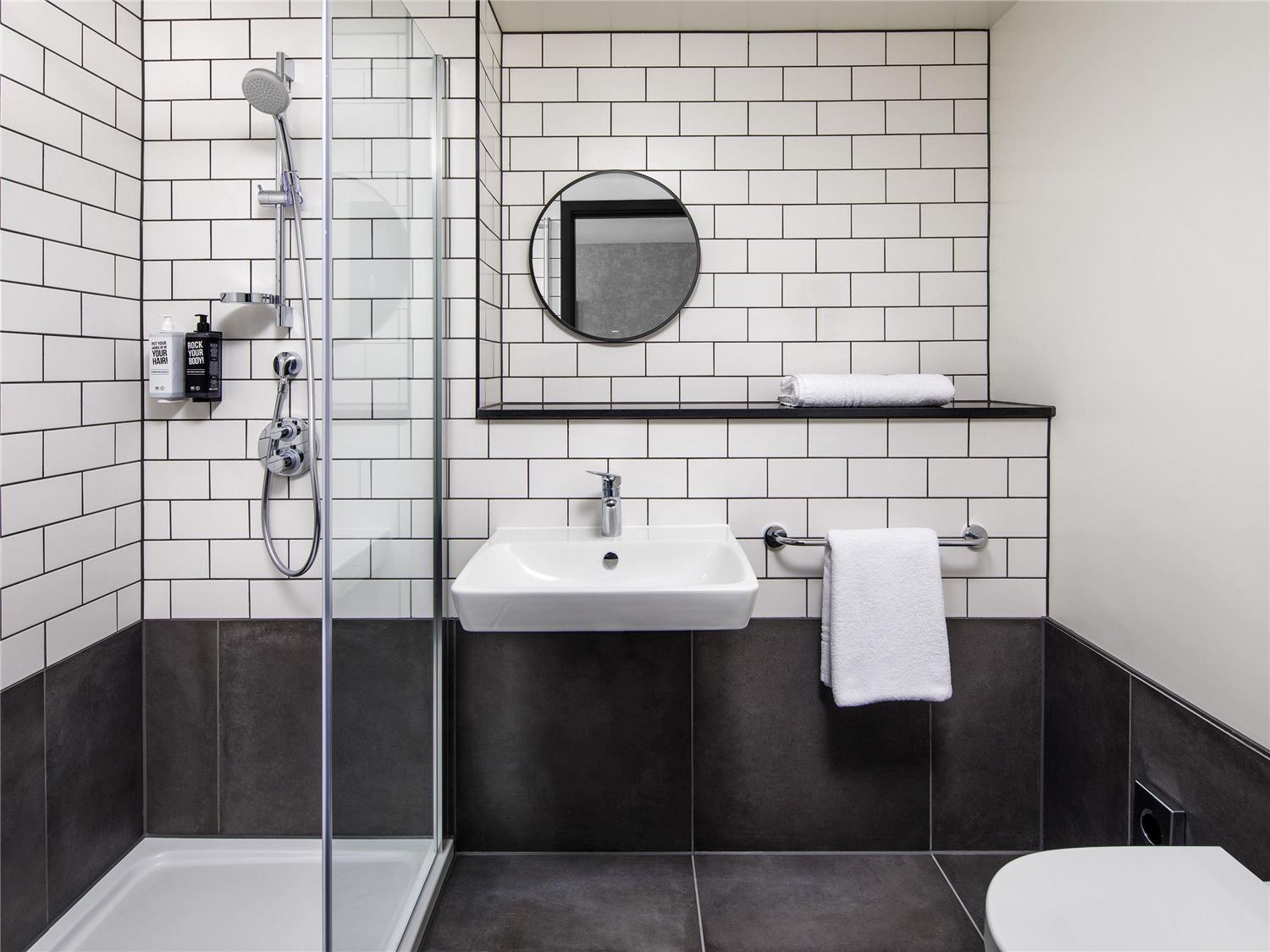 Milano - Croydon - ibis London Sutton Point