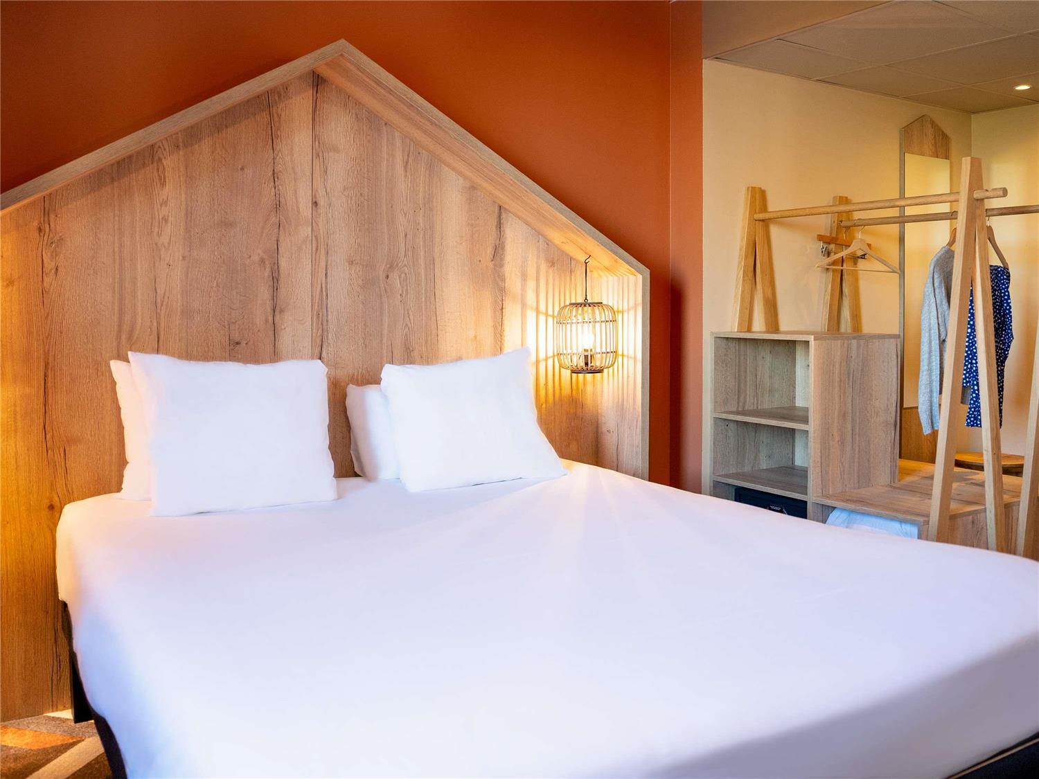 

Milano - Villejuif - ibis Styles Chatenay Malabry Paris Sud