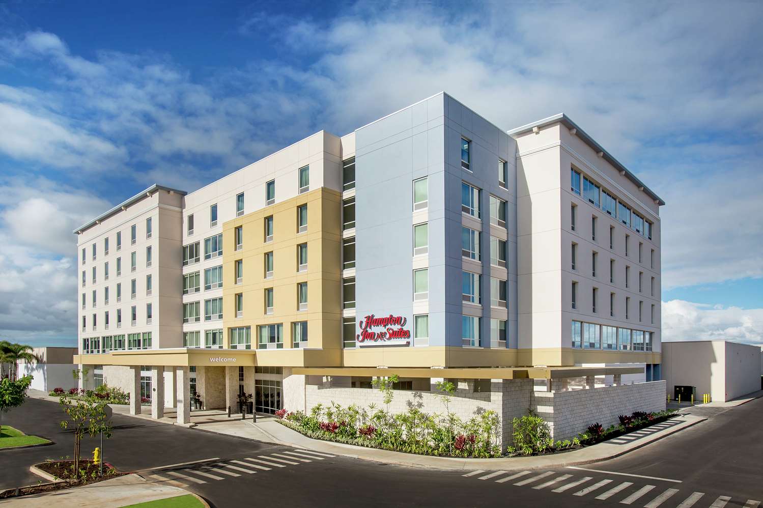 Milano - Kapolei - Hampton Inn & Suites Oahu Kapolei - FREE Parking - No Resort Fee