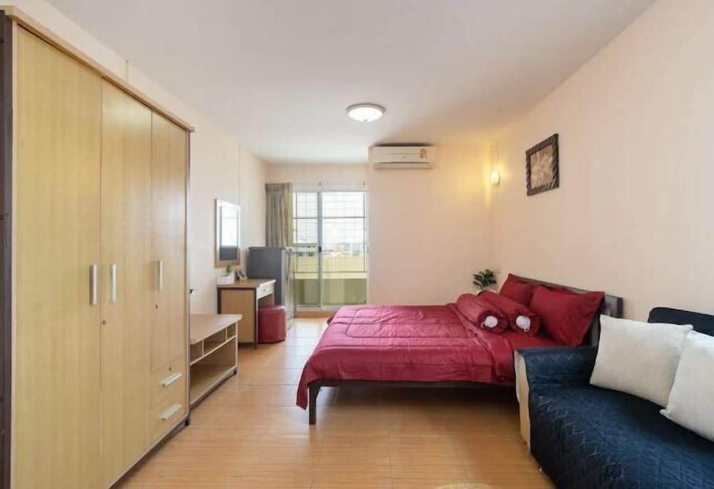 

Roma - Bangkok - SURANG MANSION