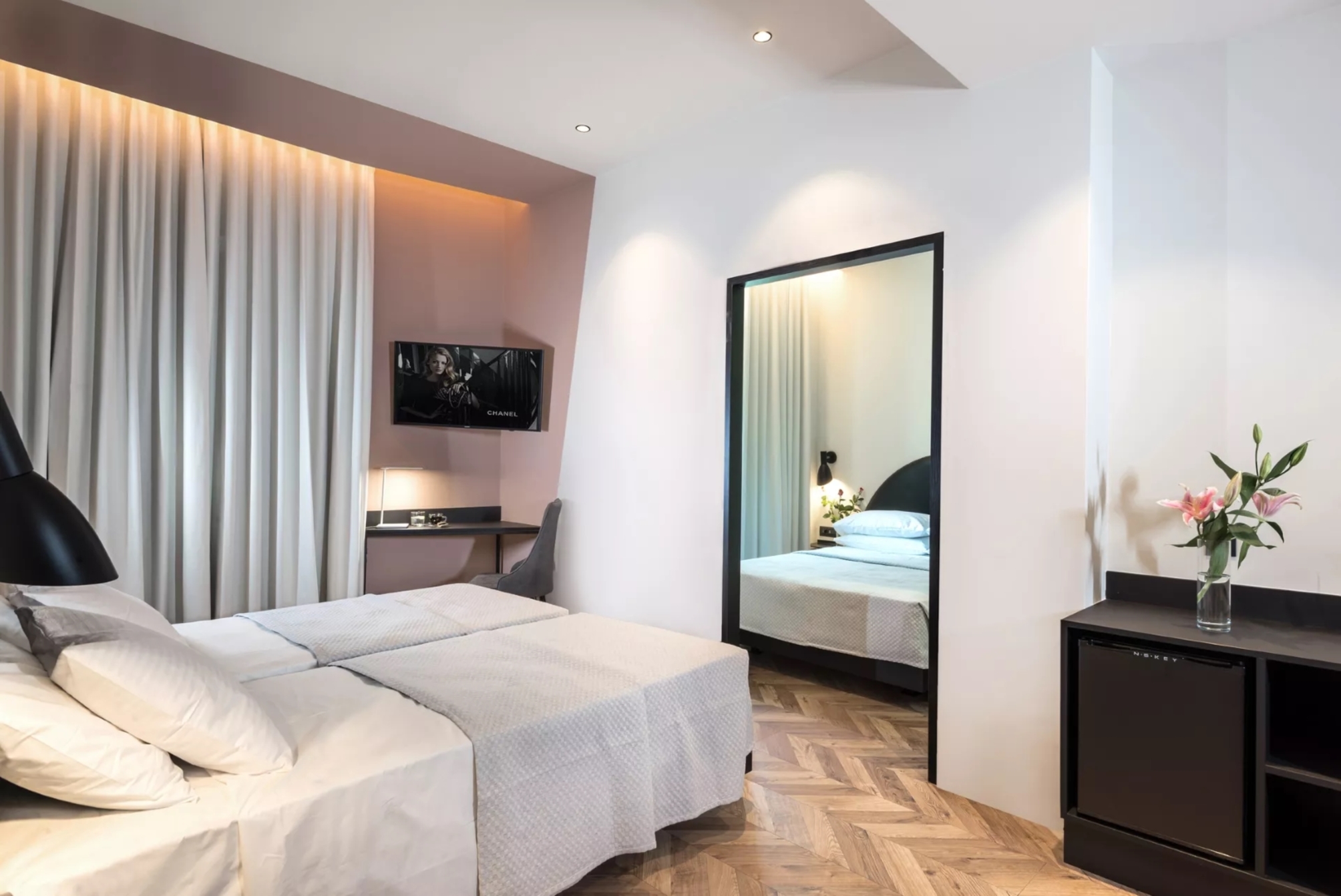 Family suite - not refundable
