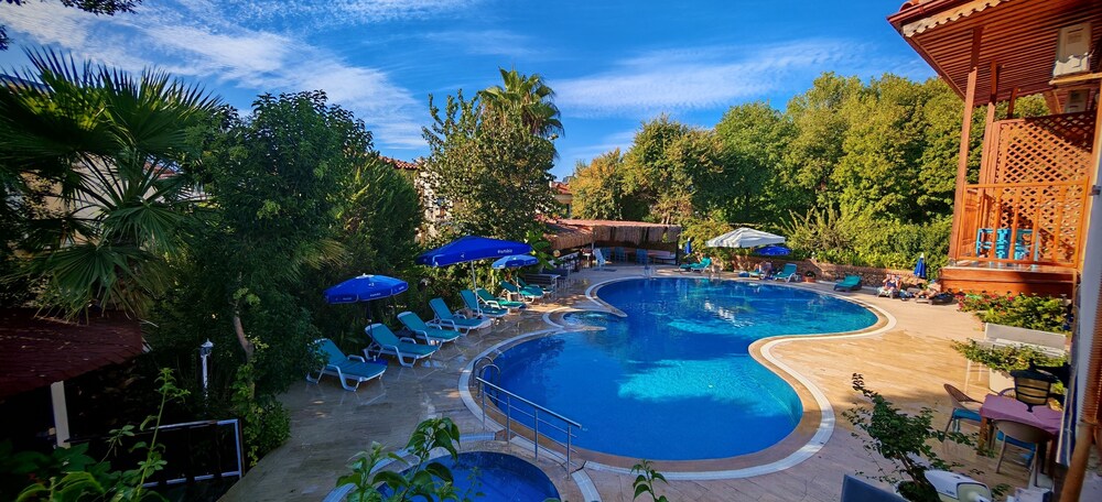 Stockholm - Dalyan - Konak Su Hotel