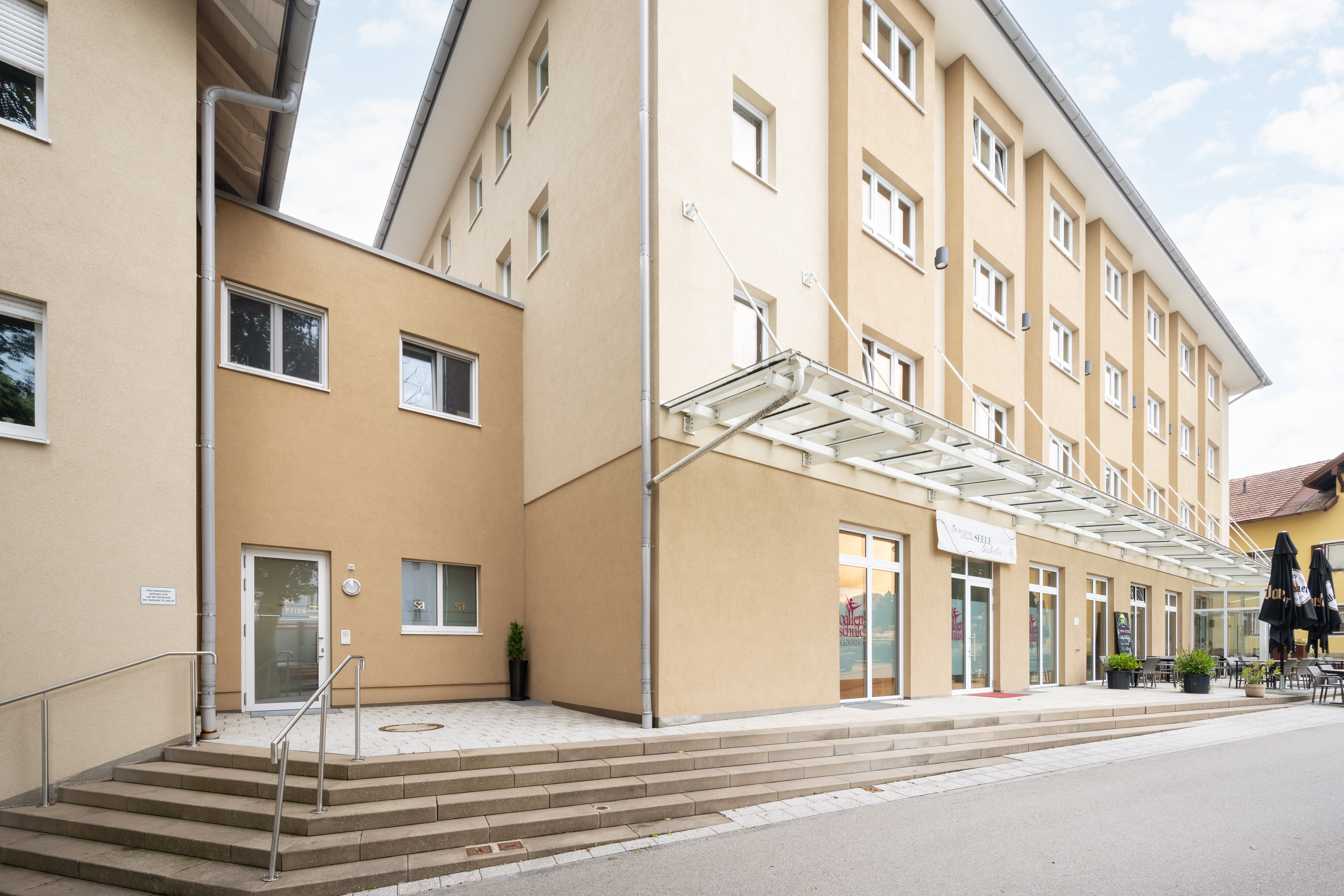 Holzkirchen - snooze apartments Holzkirchen