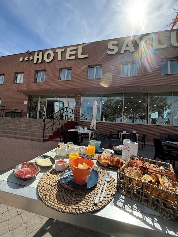 

Roma - Granada - Hotel Saylu