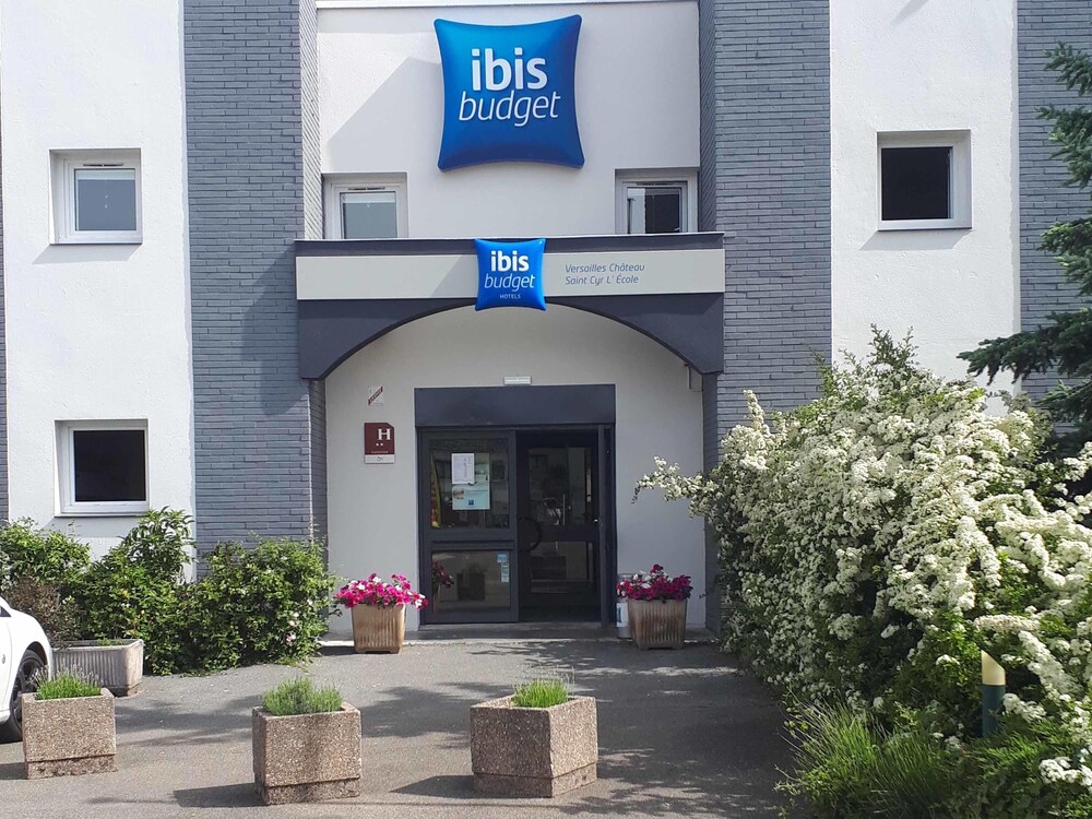 

Roma - Versailles - ibis budget Versailles Chateau Saint cyr l'Ecole