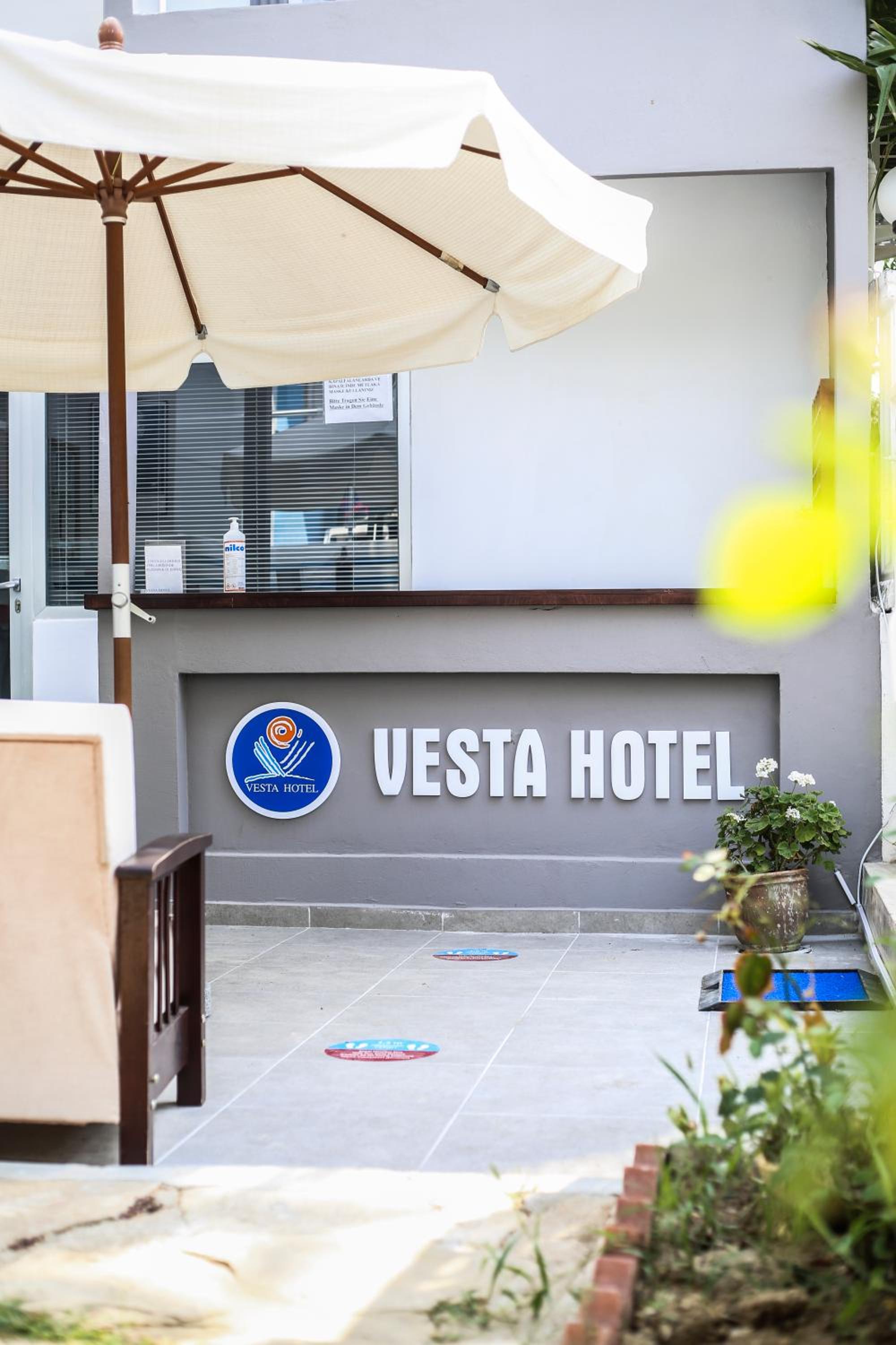 Bologna - Side - Vesta Hotel