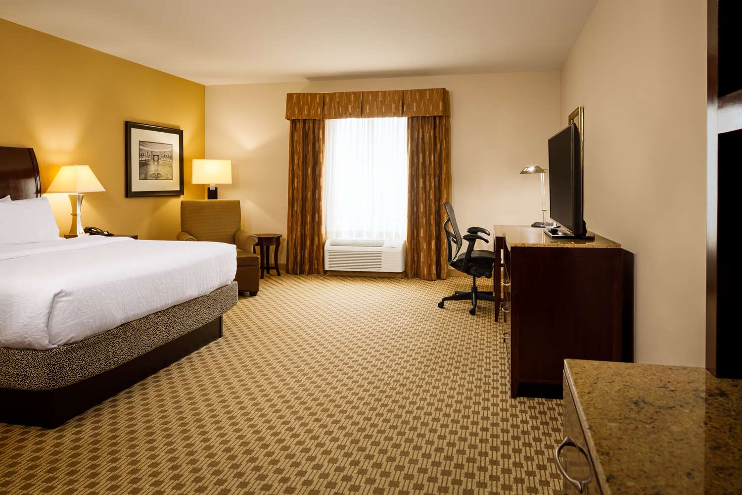 1 bedroom suite